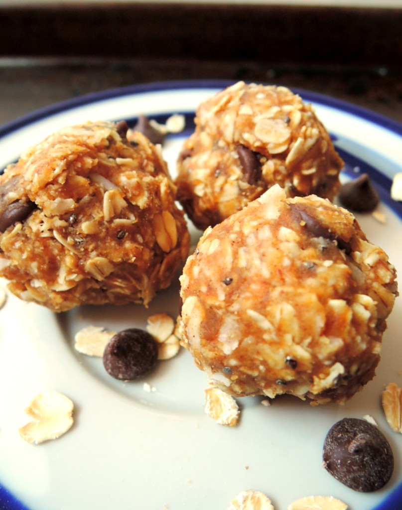Peanut Butter Oatmeal Energy Balls