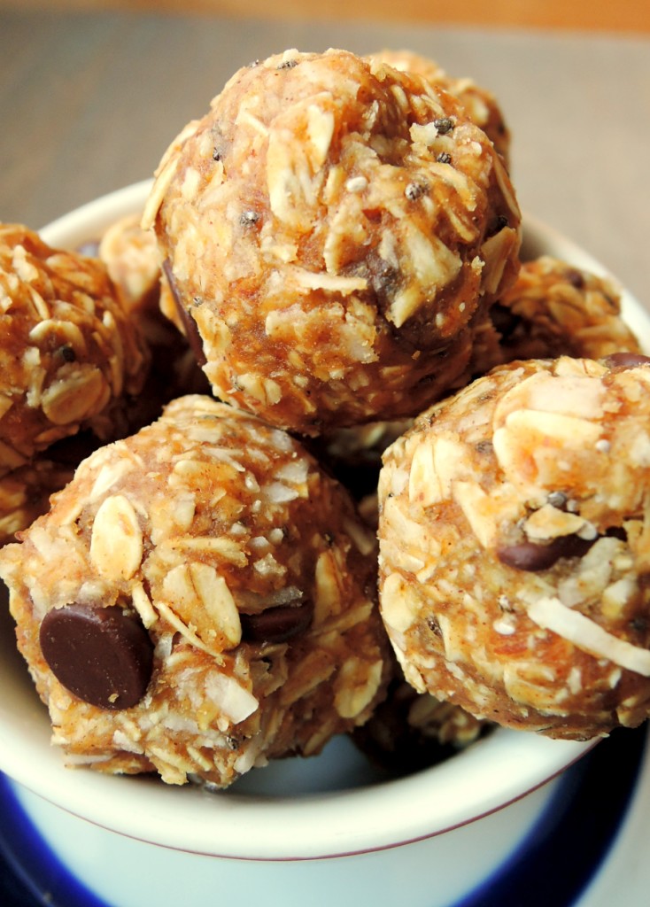 peanut butter oatmeal energy balls